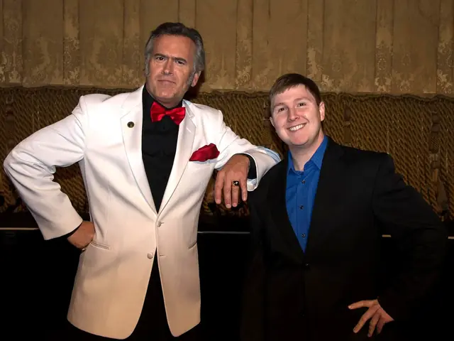 Pat Mcloud with Bruce Campbell